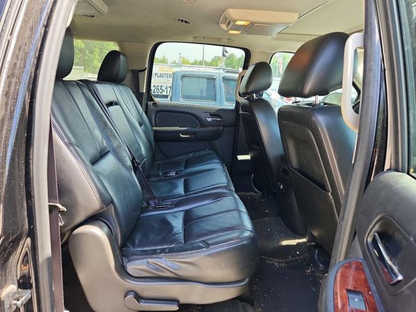 2013 CHEVROLET SUBURBAN LT