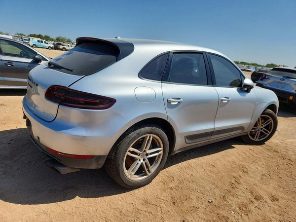 2015 PORSCHE MACAN — PSRA