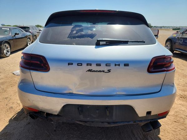 2015 PORSCHE MACAN — DIRR