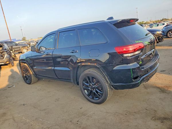 2018 JEEP GRAND CHEROKEE Laredo