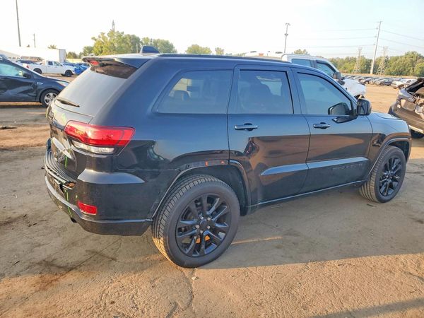 2018 JEEP GRAND CHEROKEE Laredo