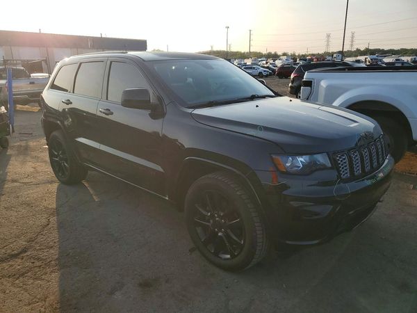 2018 JEEP GRAND CHEROKEE Laredo