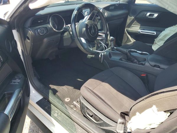 2022 FORD MUSTANG