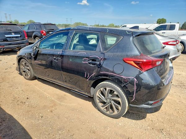 2018 TOYOTA COROLLA