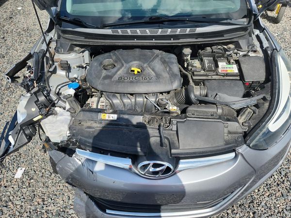 2016 HYUNDAI ELANTRA