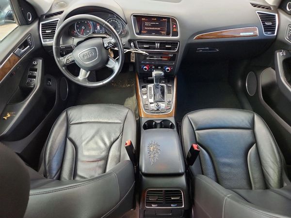 2017 AUDI Q5 quattro Premium Plus