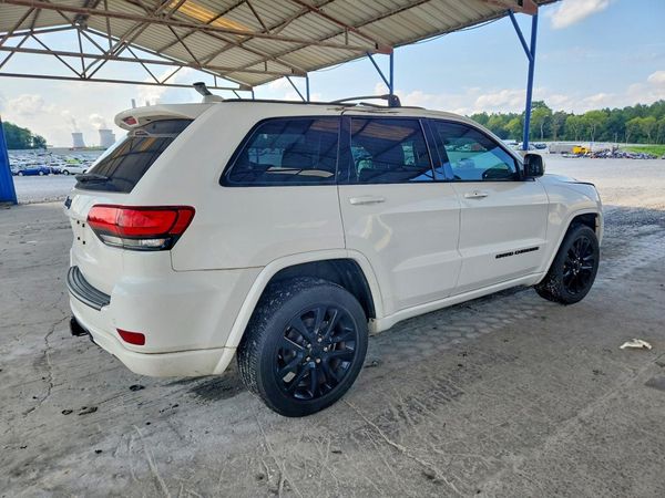 2021 JEEP GRAND CHEROKEE Laredo