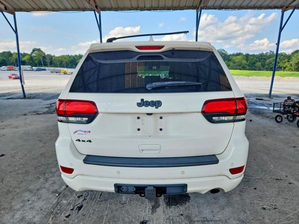 2021 JEEP GRAND CHEROKEE Laredo