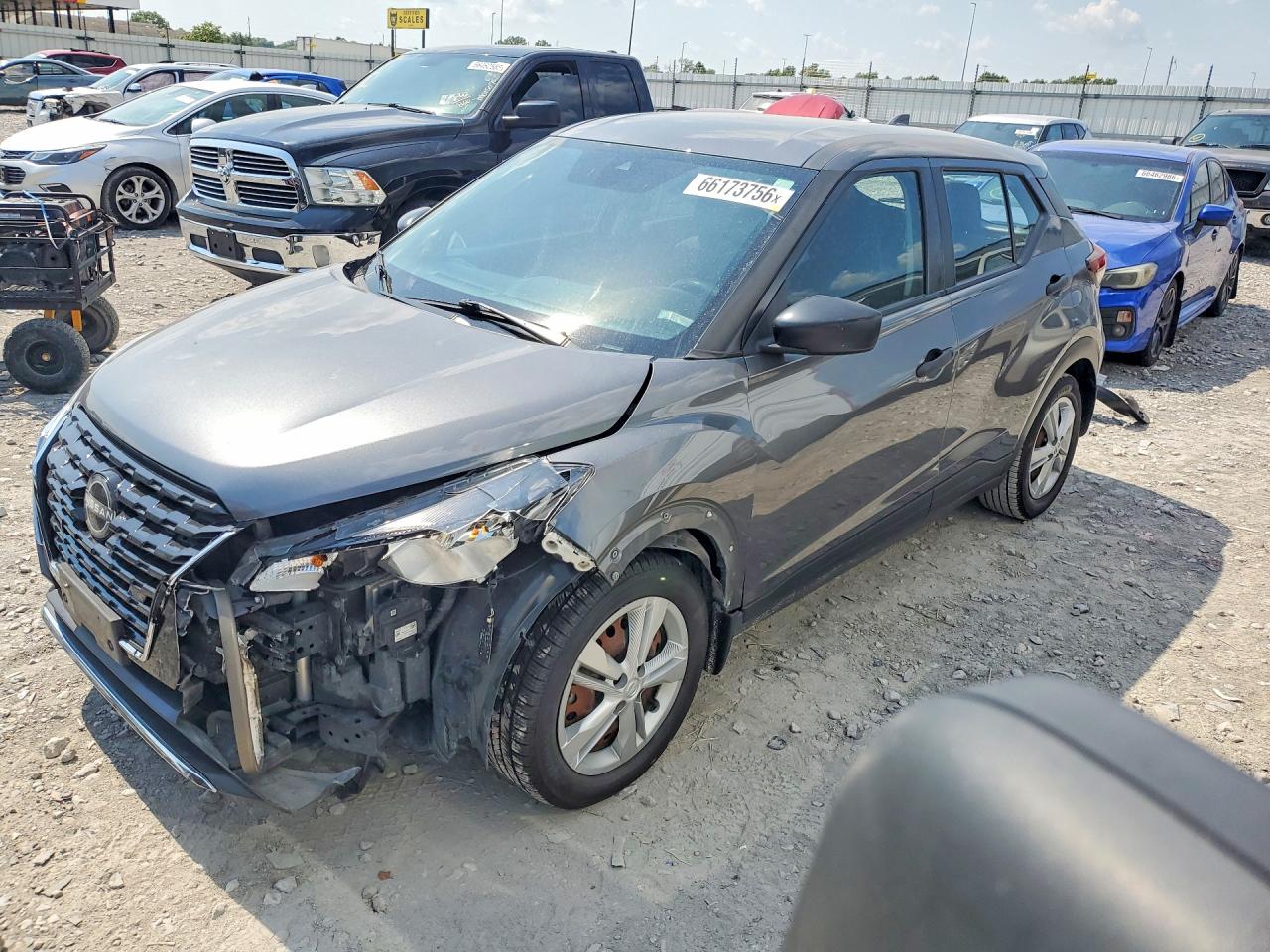 2022 NISSAN KICKS S