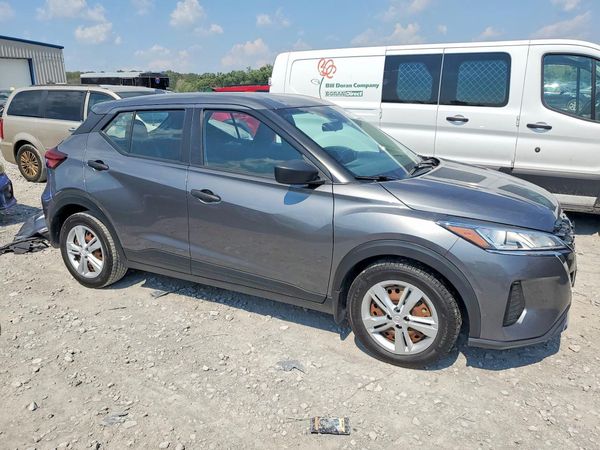 2022 NISSAN KICKS S