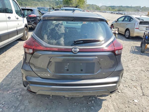 2022 NISSAN KICKS S