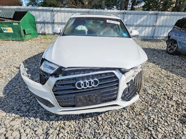 2016 AUDI Q3