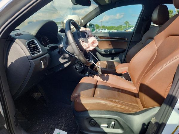 2016 AUDI Q3