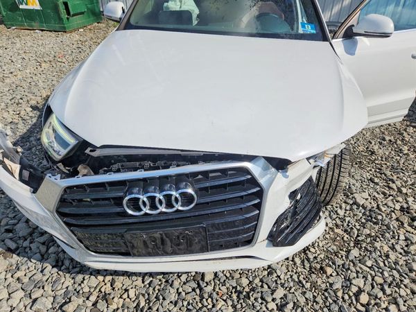 2016 AUDI Q3