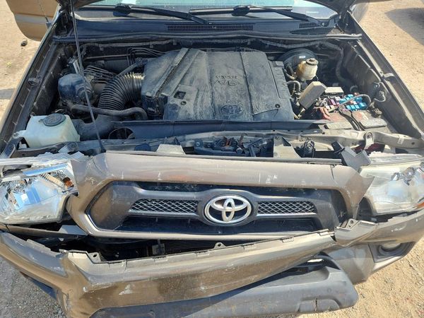 2015 TOYOTA TACOMA