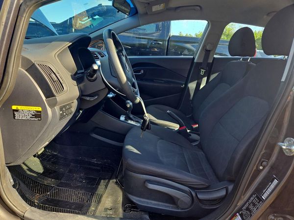 2016 KIA RIO LX A/T