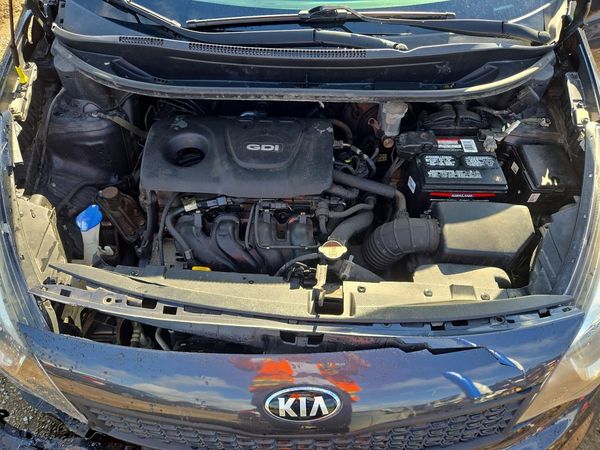 2016 KIA RIO LX A/T