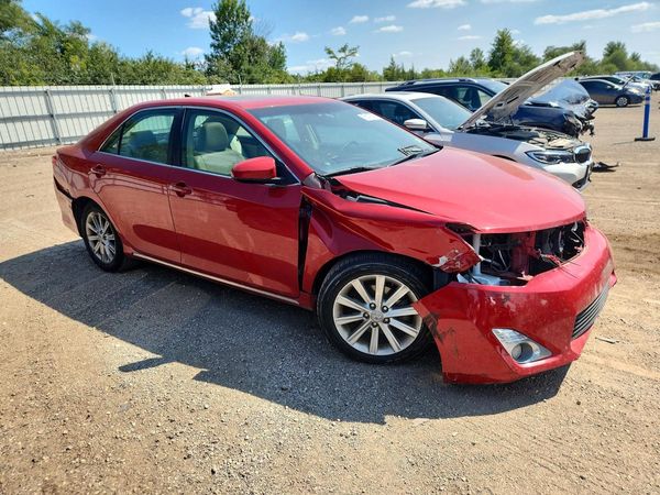 2012 TOYOTA CAMRY