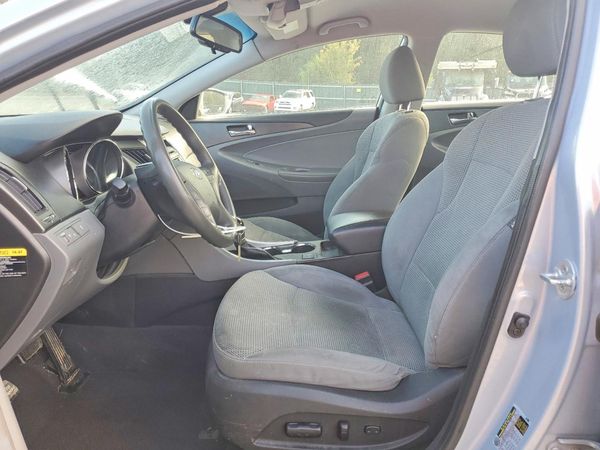 2014 HYUNDAI SONATA GLS/ GLS Popular