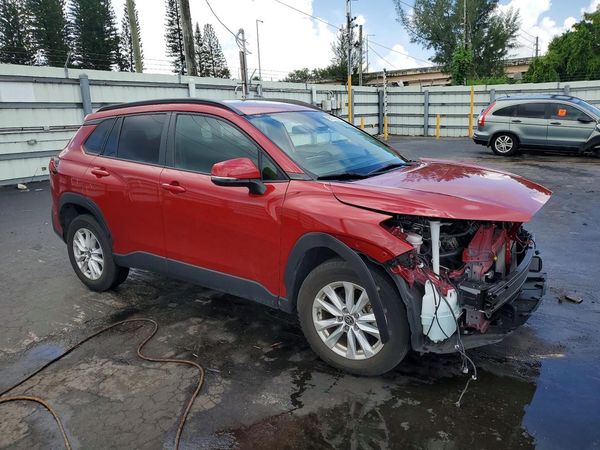 2023 TOYOTA COROLLA CROSS LE