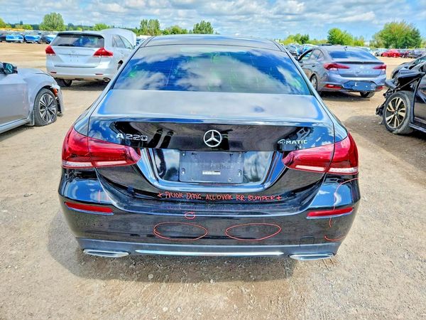 2021 MERCEDES-BENZ A A220-4M
