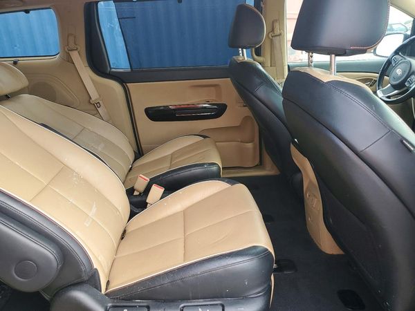 2016 KIA SEDONA SXL - High level