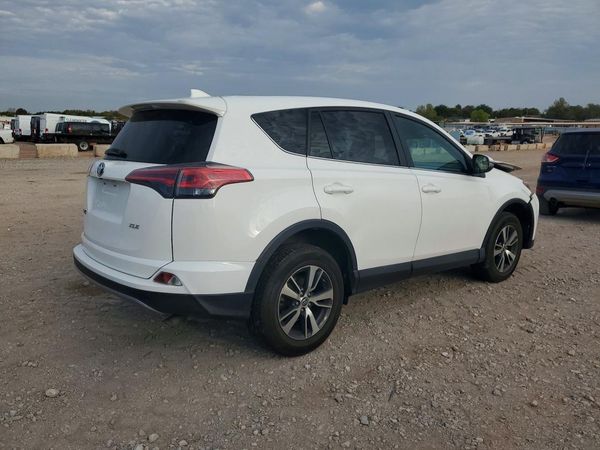 2018 TOYOTA RAV4 Adventure/XLE