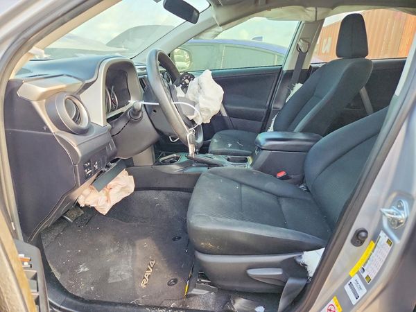 2016 TOYOTA RAV4 LE (X Grade)