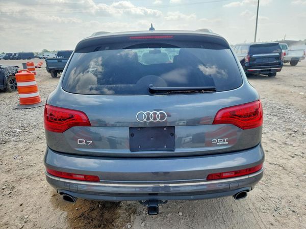 2015 AUDI Q7 Premium Plus — DIRR