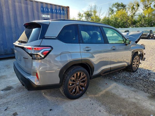 2025 SUBARU FORESTER