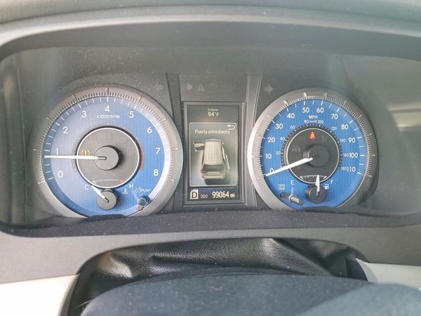 2015 TOYOTA SIENNA