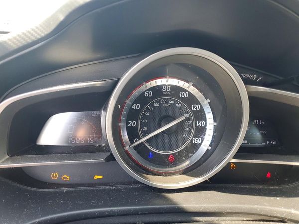 2015 MAZDA 3