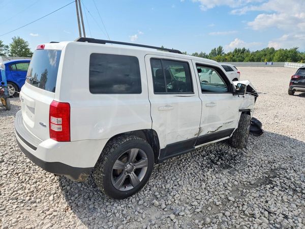 2015 JEEP PATRIOT Latitude
