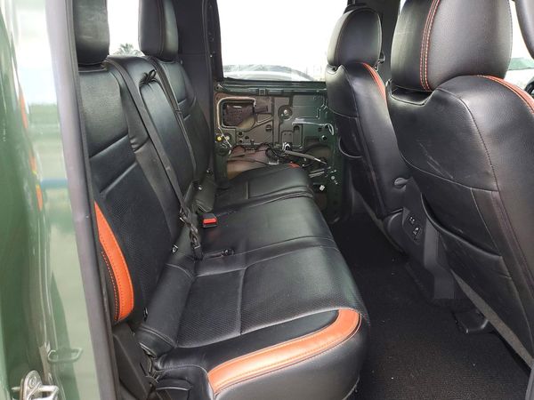 2022 NISSAN FRONTIER Crew Cab