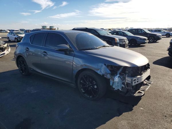 2013 LEXUS CT 200 200h