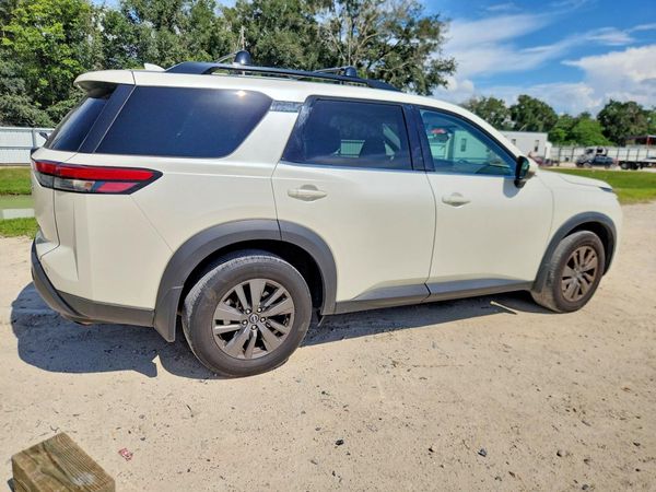 2022 NISSAN PATHFINDER