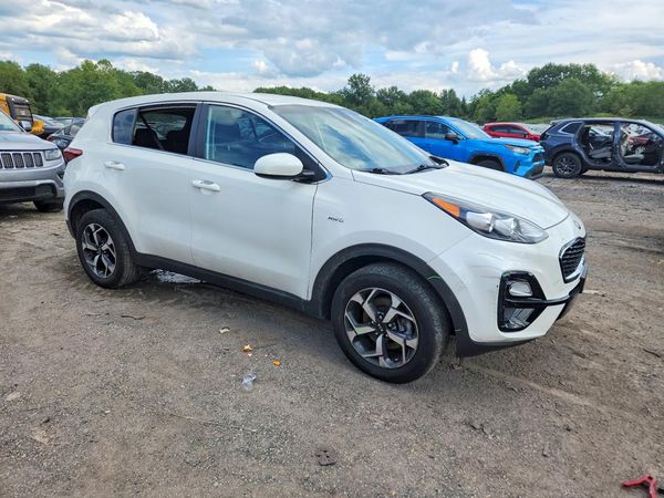 2022 KIA SPORTAGE LX, LX Value Edition Pkg — Passenger 3/4