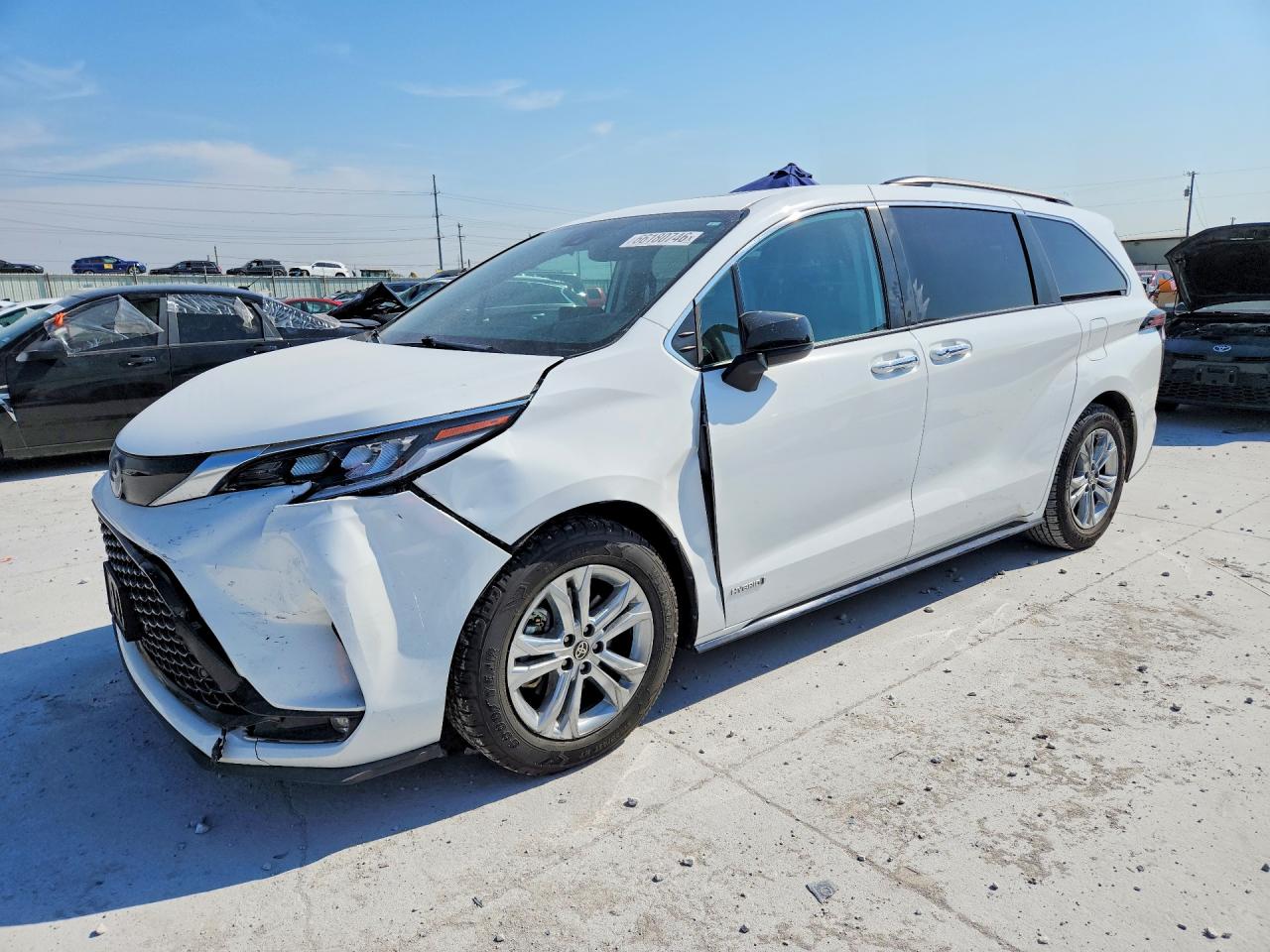 2021 TOYOTA SIENNA