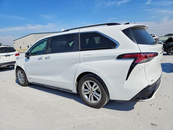 2021 TOYOTA SIENNA