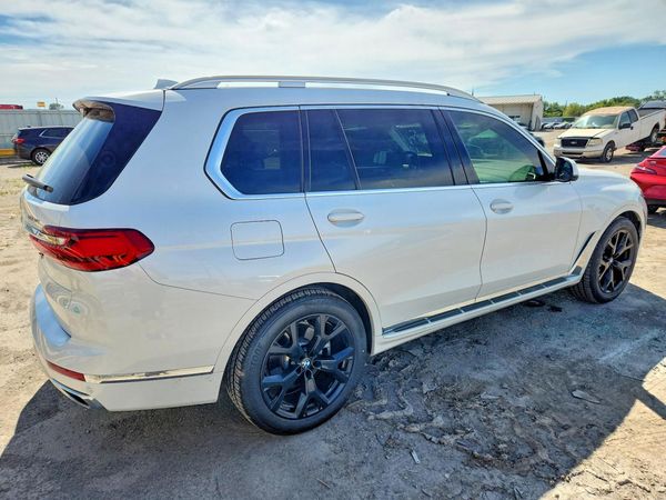 2019 BMW X7