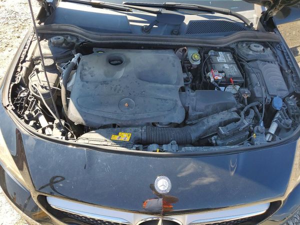 2014 MERCEDES-BENZ CLA CLA250 4MATIC — Engine bay