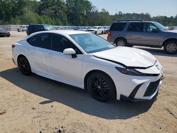 2026 TOYOTA CAMRY