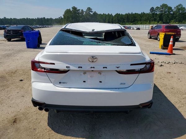 2026 TOYOTA CAMRY