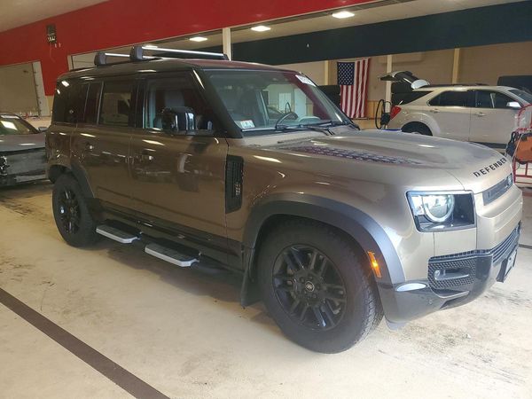 2023 LAND ROVER DEFENDER 110 X-Dynamic SE