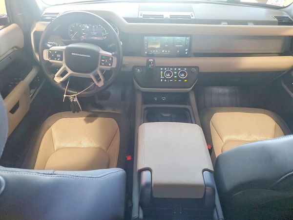 2023 LAND ROVER DEFENDER 110 X-Dynamic SE