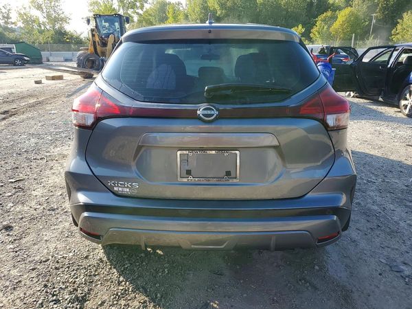 2024 NISSAN KICKS S