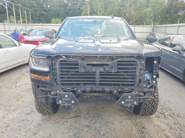 2017 CHEVROLET SILVERADO Custom