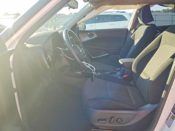 2021 KIA SOUL