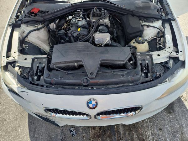 2015 BMW 320 320i