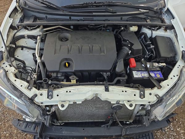 2018 TOYOTA COROLLA L/LE/SE/XLE/XSE — Engine bay